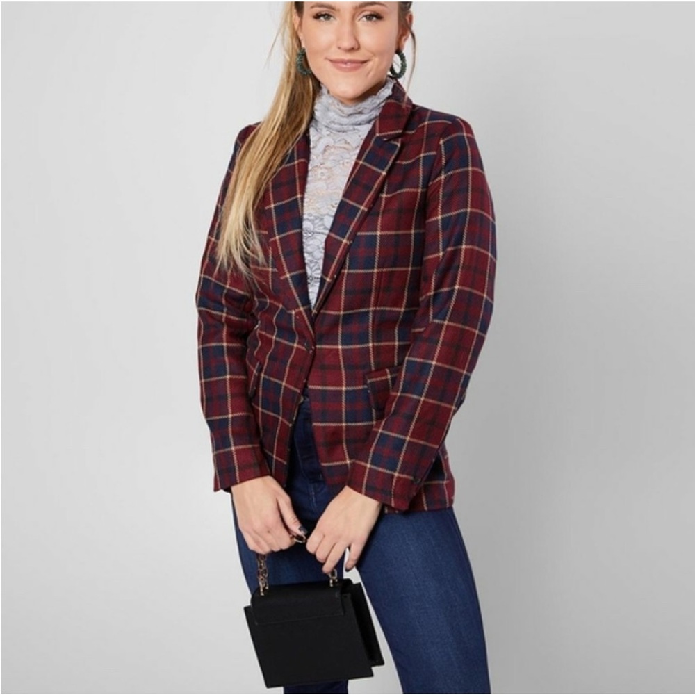 DOLLHOUSE Fitted Y2K professional Red tone Plaid Blazer.  Size Medium NWOT